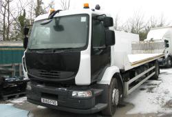 Renault Midlum 18 ton Slideback body