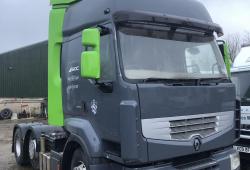 Renault<br>Premium Privilege 440 Dxi