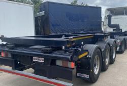 Dennison<br>Tri Axle sliding frame skeletal